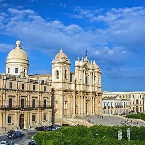 Landolina Palace Noto